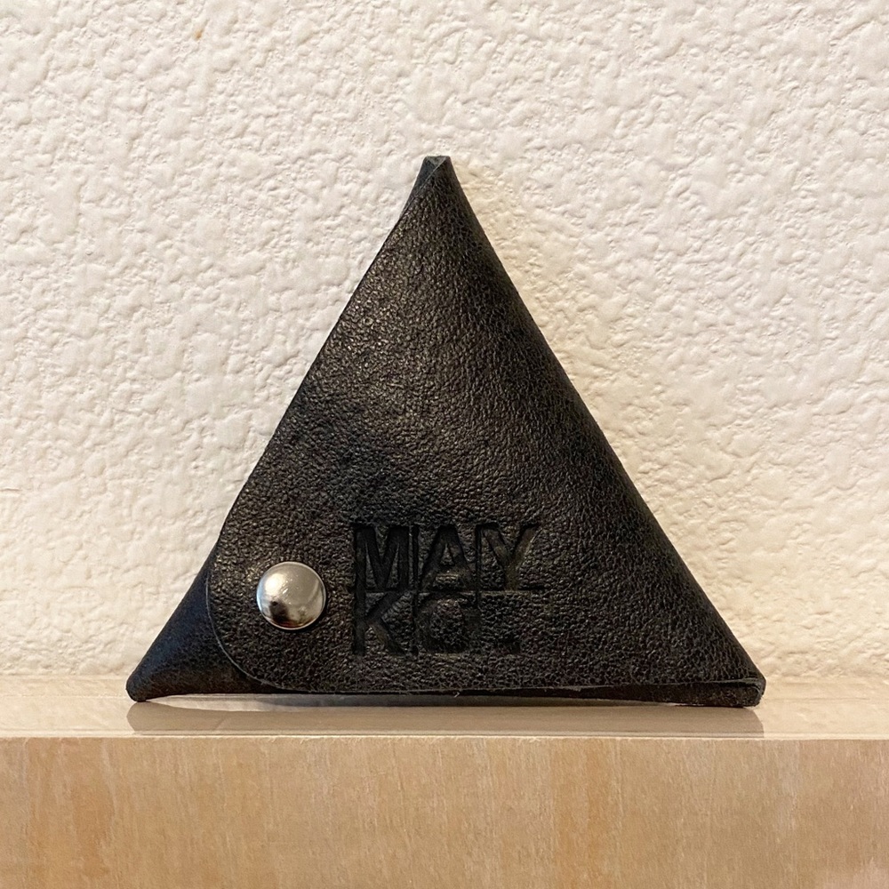 Mayko leather triangle coin purse